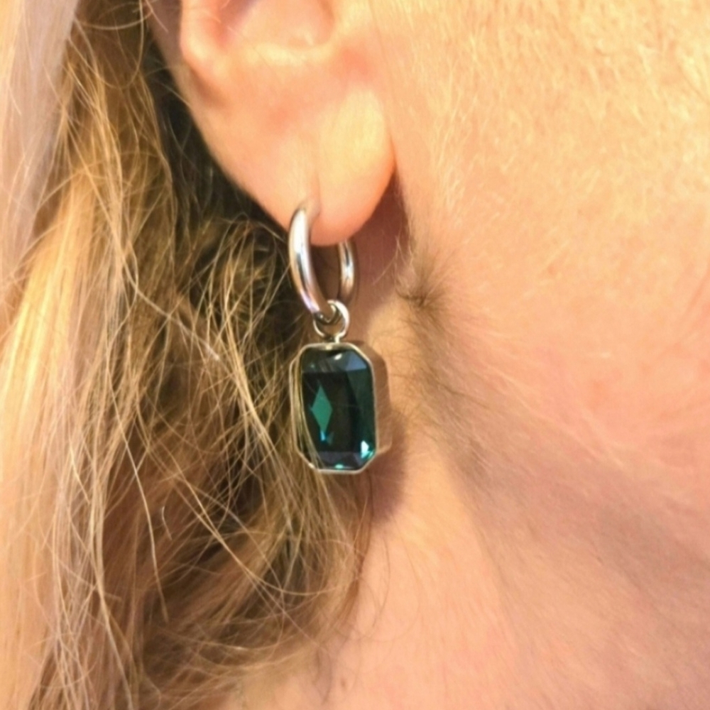 18kt White Gold Plated Over Stainless Steel